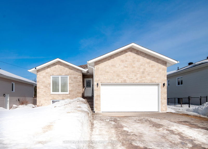 118 Carmichael Dr, North Bay - Airport image-0-0
