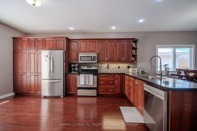 118 Carmichael Dr, North Bay - Airport image-0-4