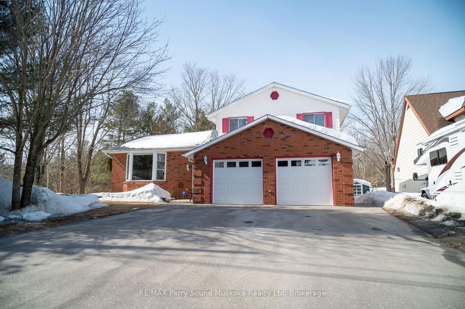 Building at 17 MACKLAIM Drive, Parry Sound, Parry Sound