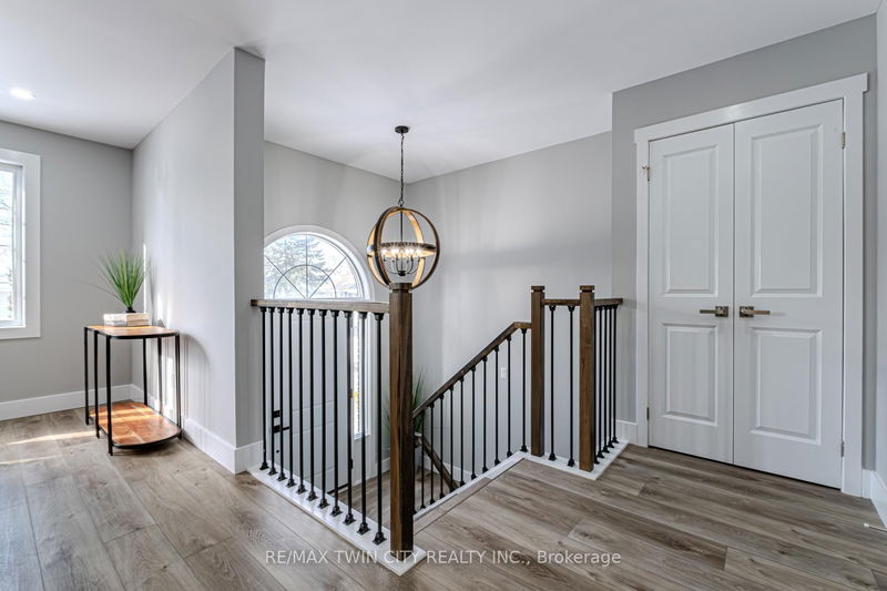 home for sale on 227 Charing Cross Street