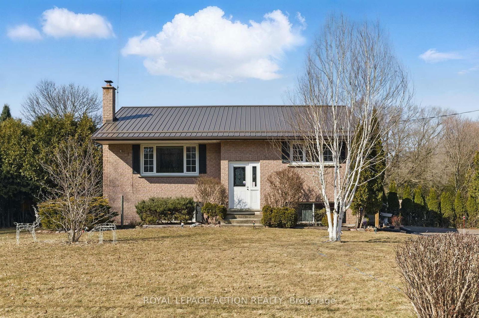 Detached House for sale at 917 Windham Rd 11 N/A, Norfolk, Rural Windham, N4B 2W5 - MLS: X12022811