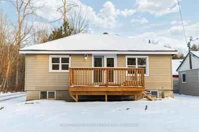 19 Burnett Shore Rd, Kawartha Lakes - Coboconk image-0-2