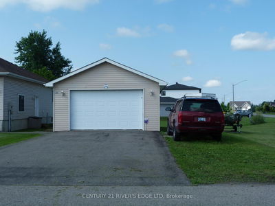 44 Lori Lane, North Dundas - Chesterville image-0-1