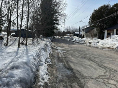 11 A Addie Street — photo 2