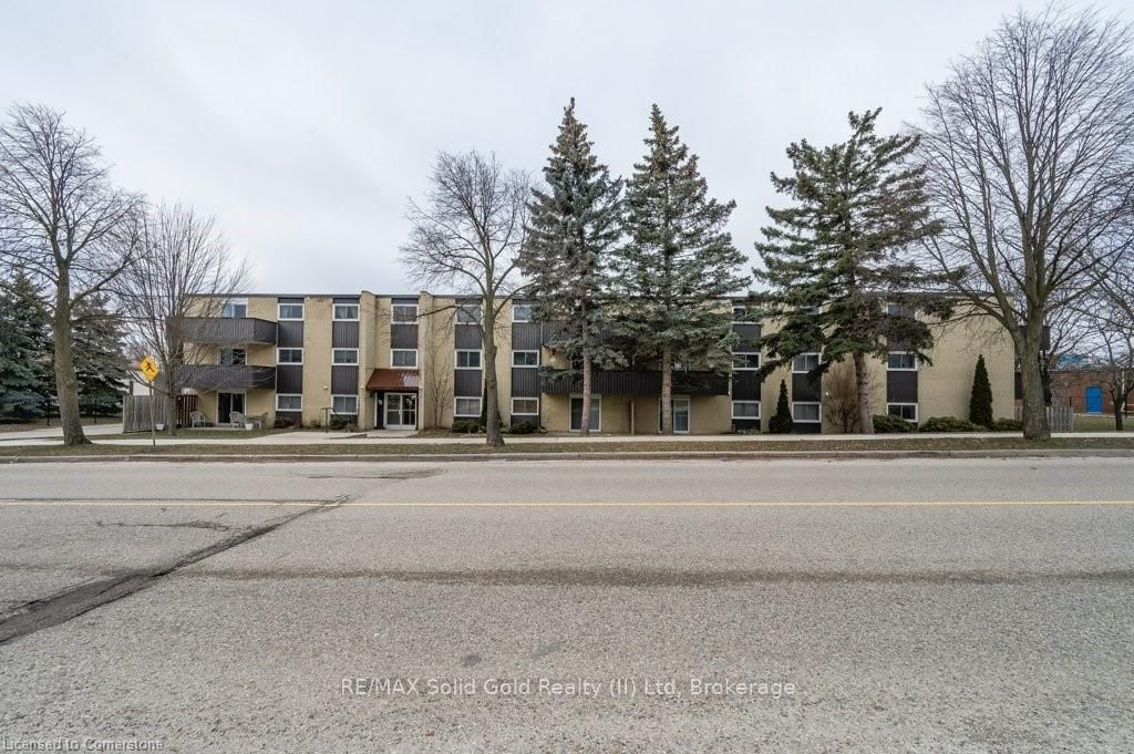 Condo for sale at 308-75 Hazelglen Drive, Kitchener, N2M 2E2 - MLS: X12023406