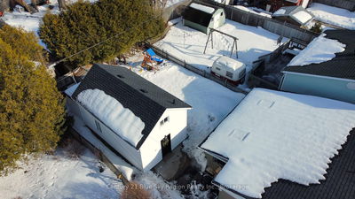188 Lee Ave, North Bay - Ferris image-0-2