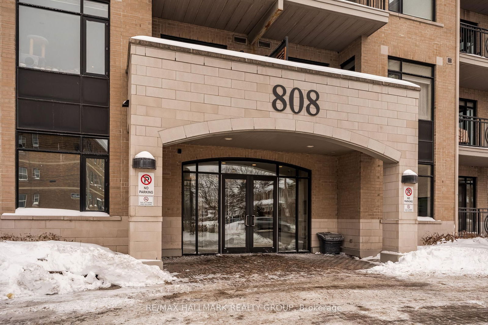 Condo for sale at 203-808 Bronson Avenue, Ottawa, Dows Lake, K1S 5A4 - MLS: X12023496