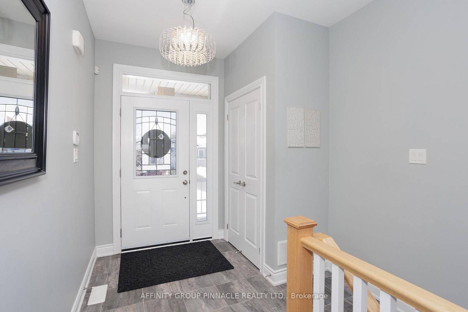 Detached House sold at 17 Veterans Road, Peterborough, Otonabee, K9J 0K2 - MLS: X12023595