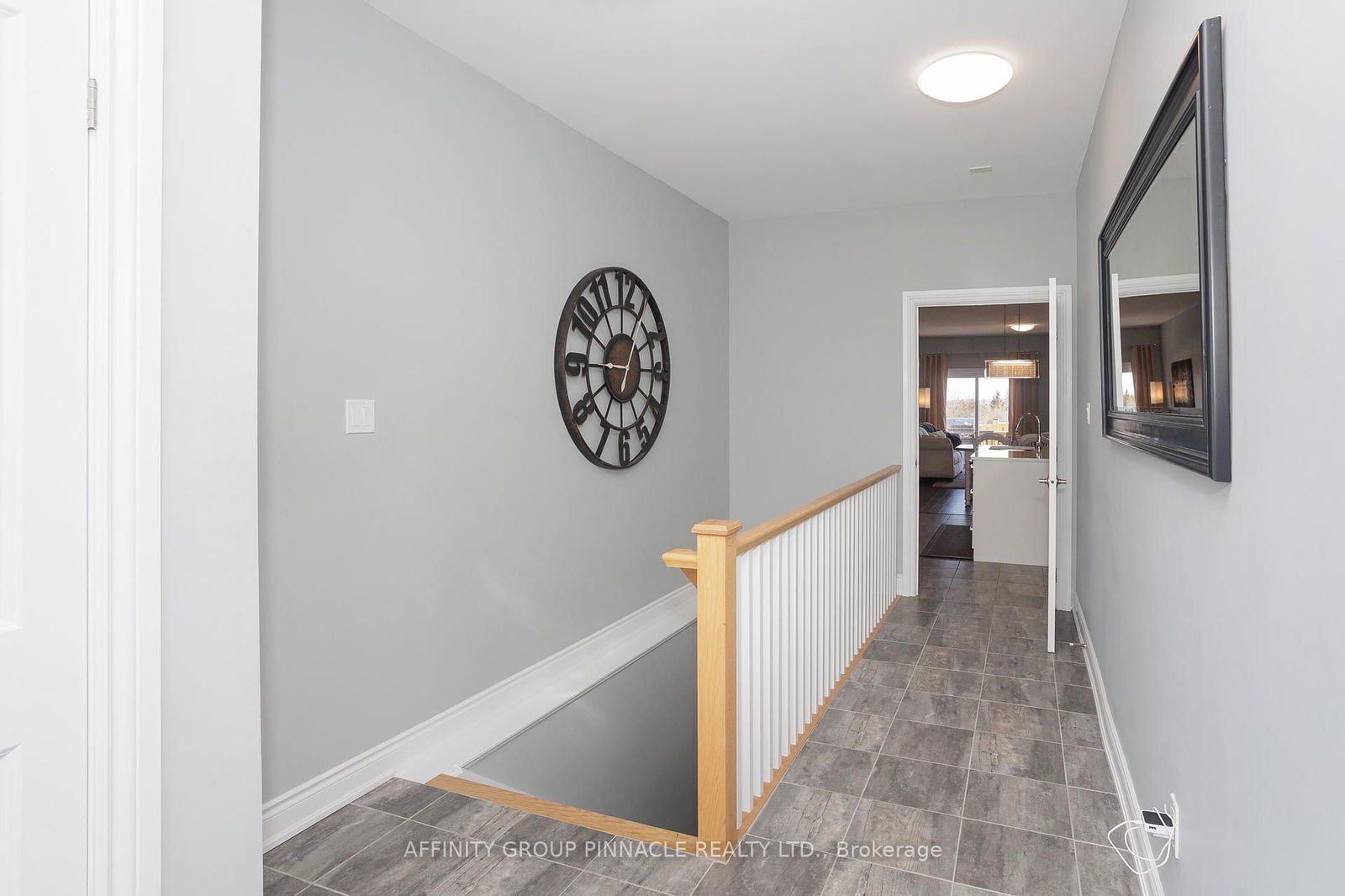 Detached House sold at 17 Veterans Road, Peterborough, Otonabee, K9J 0K2 - MLS: X12023595