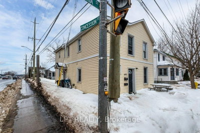 695 Victoria Street — photo 2