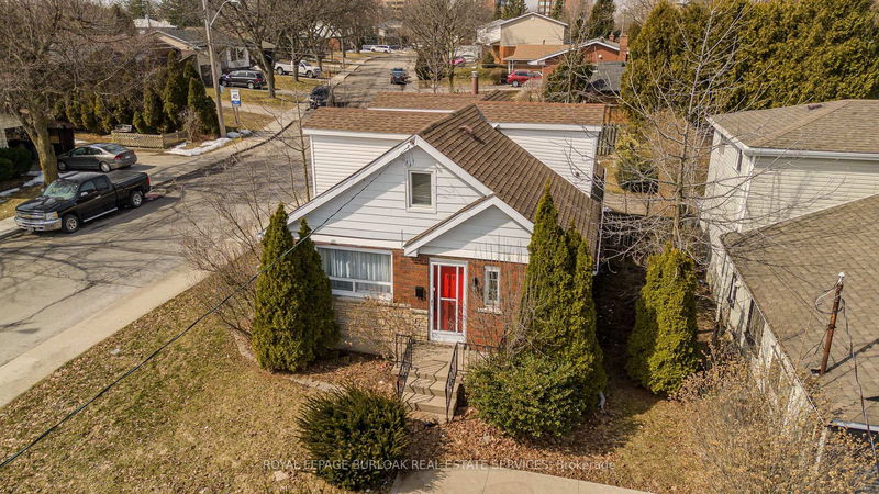 home for sale on 708 West 5th Street