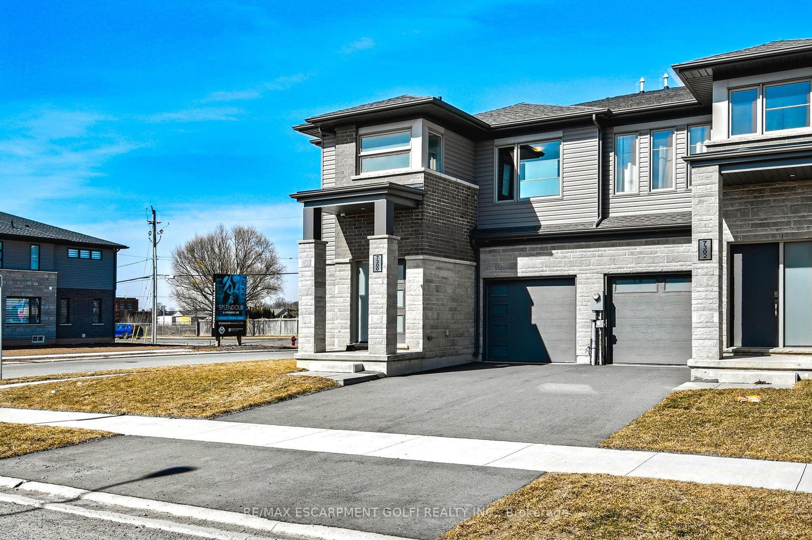 Townhouse for lease at 7300 Marvel Drive, Niagara Falls, Brown, L2H 3V5 - MLS: X12023859