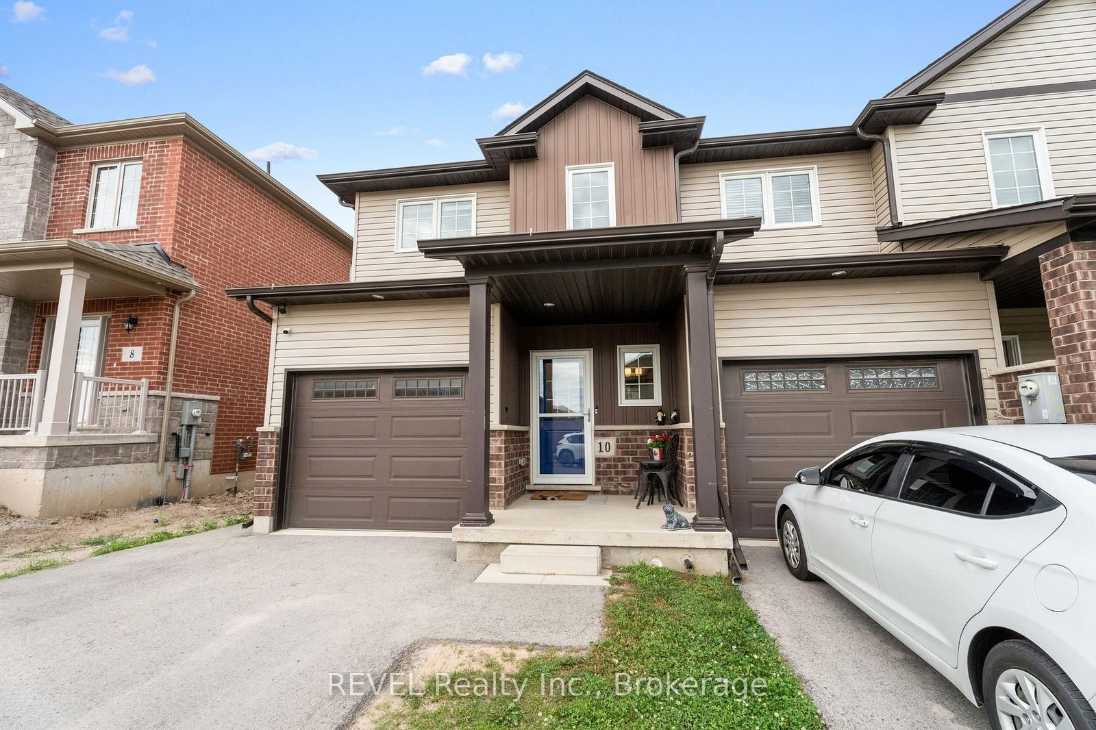 Townhouse for sale at 10 Harmony Way, Thorold, Rolling Meadows, L2V 0G9 - MLS: X12023860