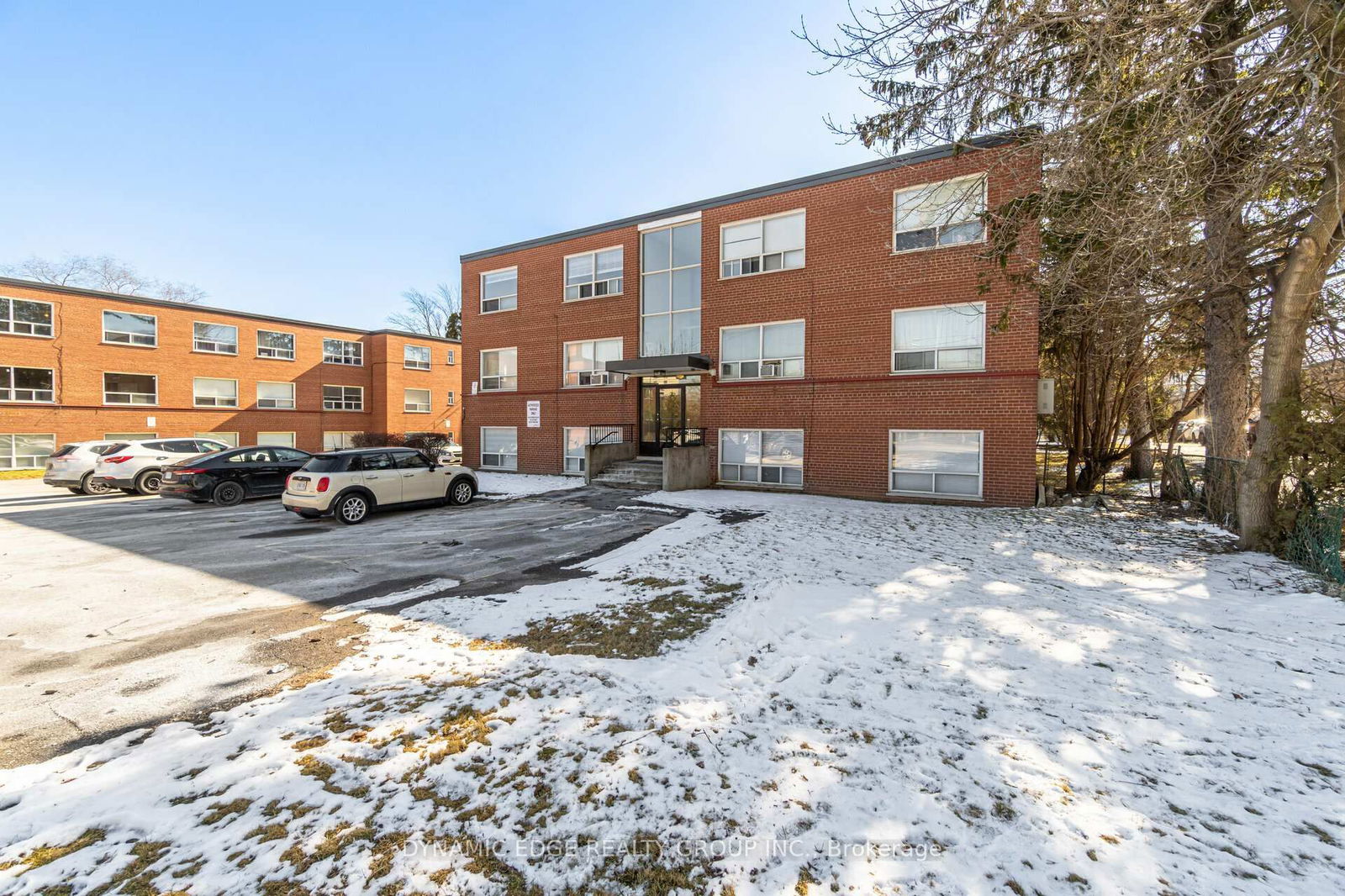 Condo for sale at 103-57 Mericourt Road, Hamilton, Ainslie Wood, L8S 2N5 - MLS: X12023928