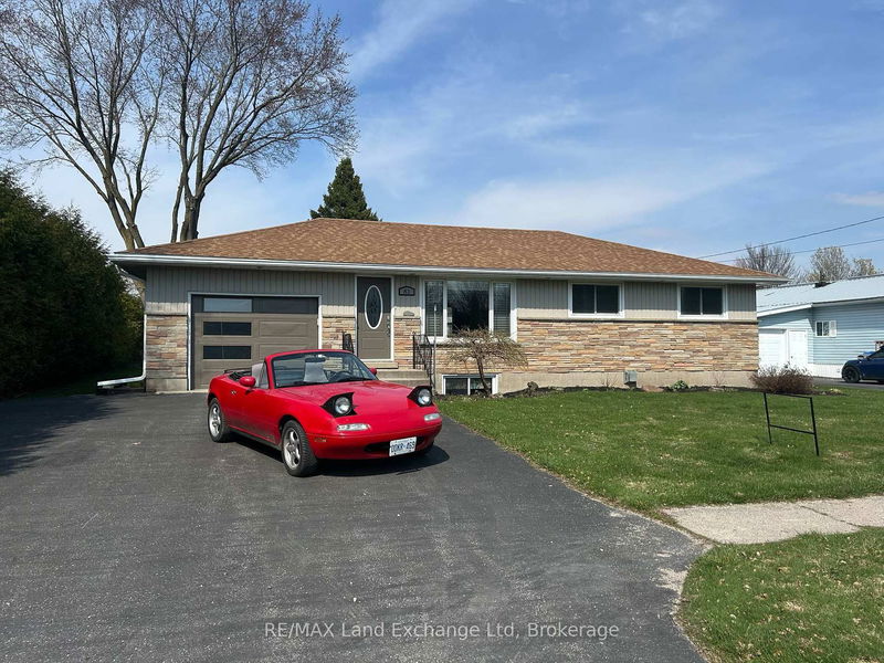 81 Queen St, Morris Turnberry - Bluevale image-0-0