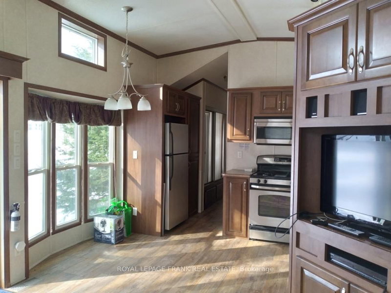 38 Boulter Lake Rd, Maynooth, K0L 2K0 | Image 3