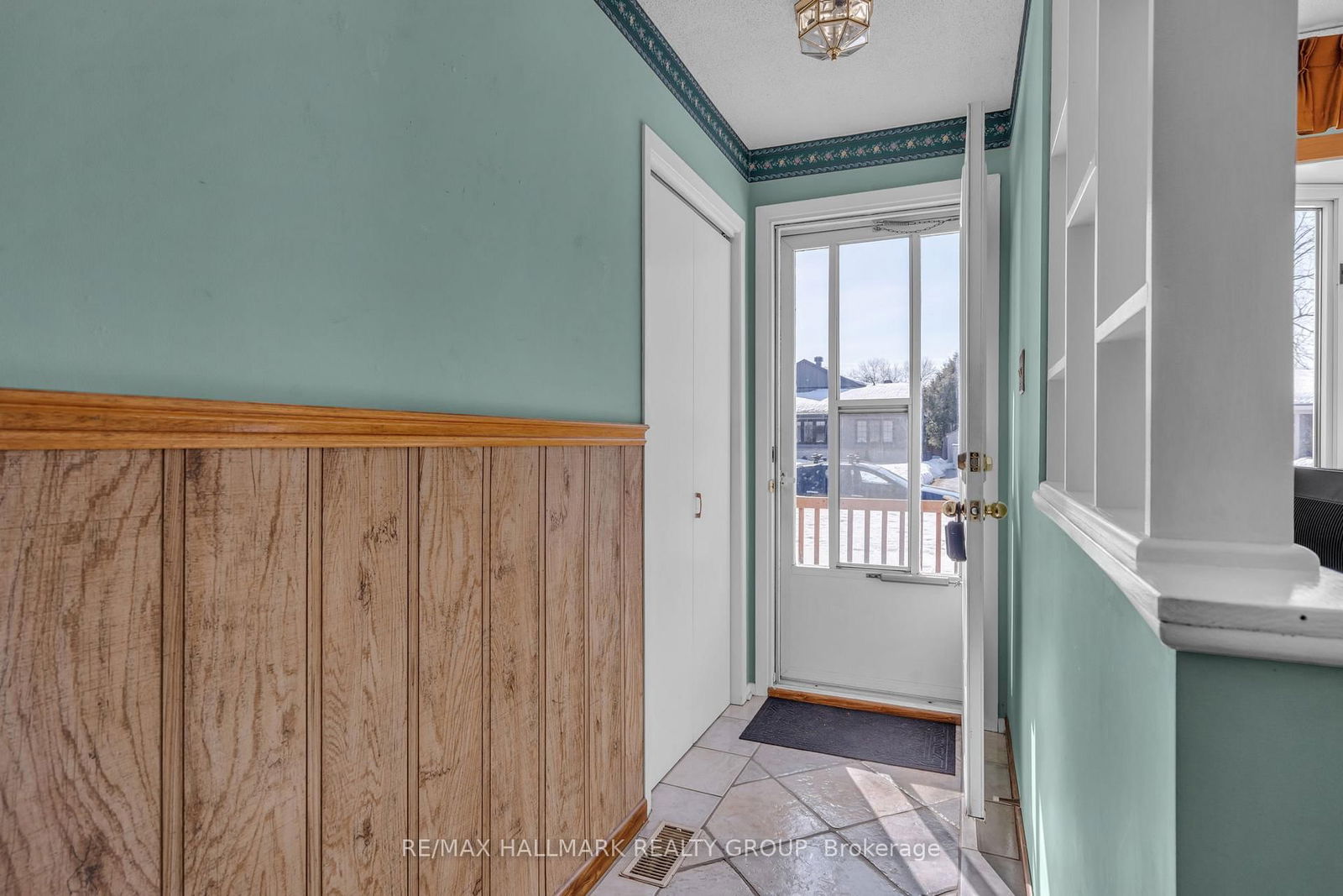 Detached House sold at 2170 Monson Crescent, Ottawa, Beacon Hill North, K1J 6A8 - MLS: X12024378