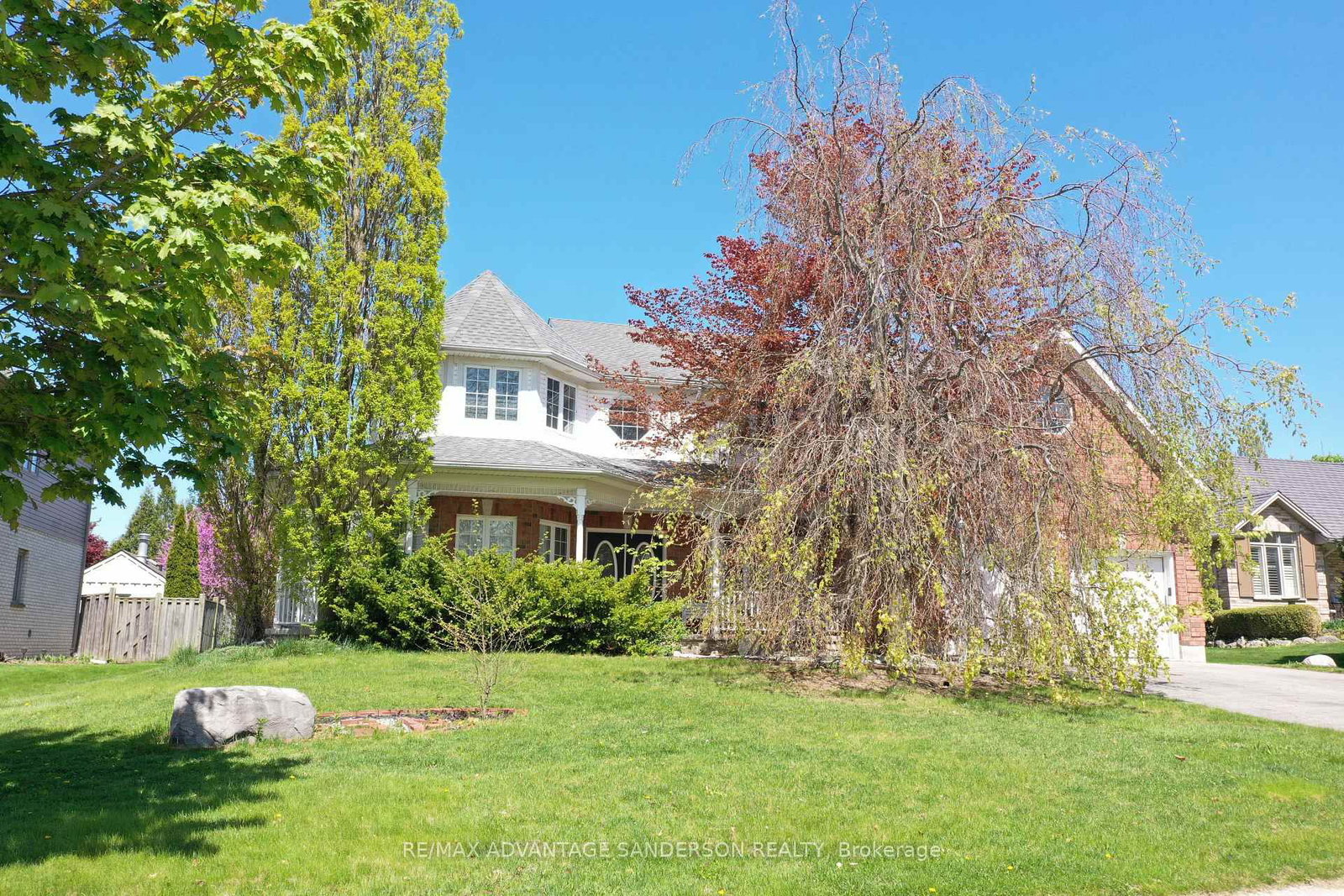 Listing Image 3
