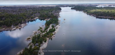KG9005 SHIP'S RAIL ISLAND, Parry Sound Remote Area - Henvey image-0-3