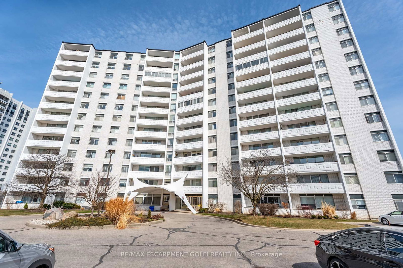 Condo for sale at 1009-15 Towering Heights Boulevard, St. Catharines, Glendale/Glenridge, L2T 3G7 - MLS: X12024774