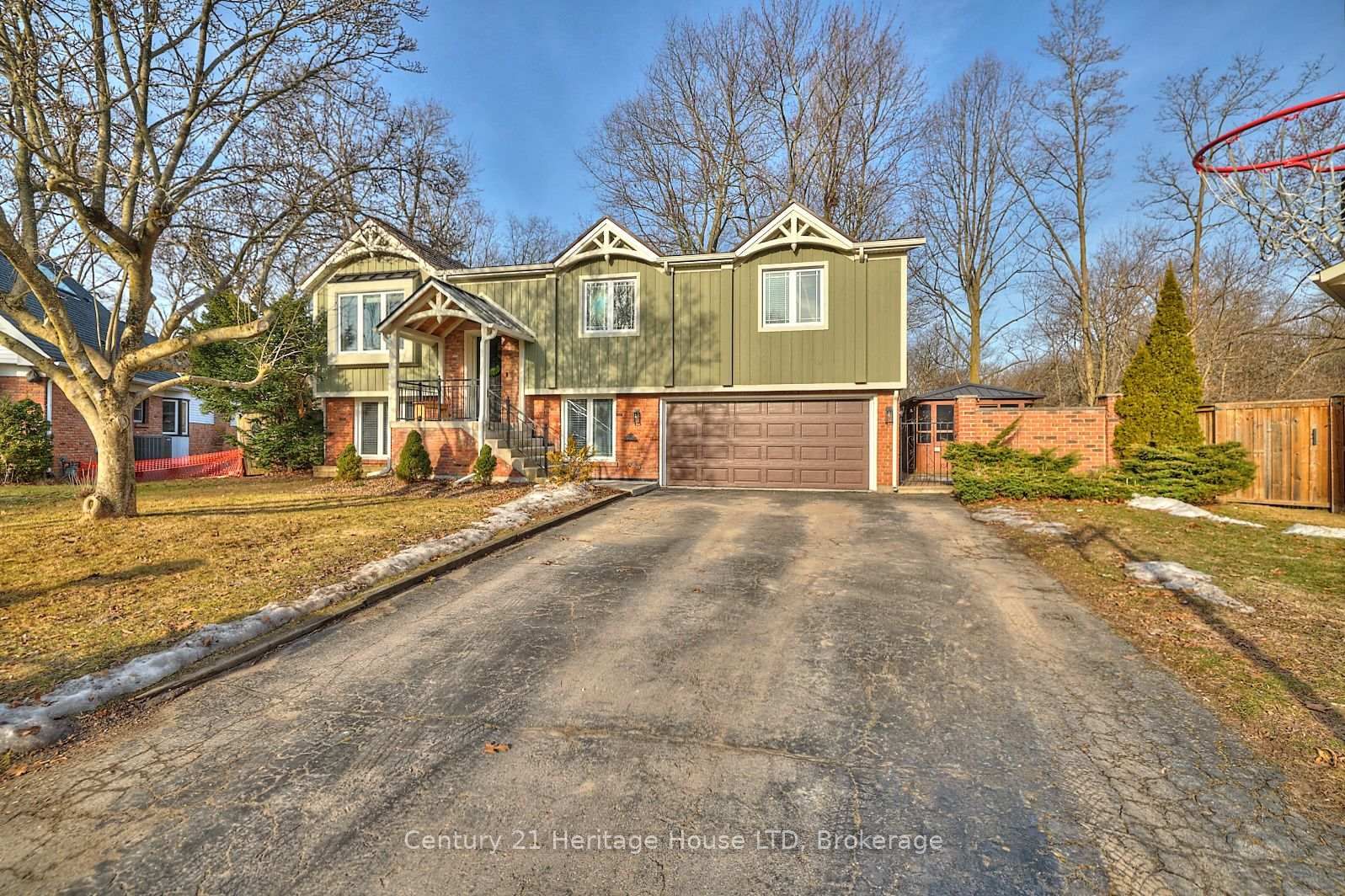 Building at 25 Berkhout Terrace, Pelham, Fonthill