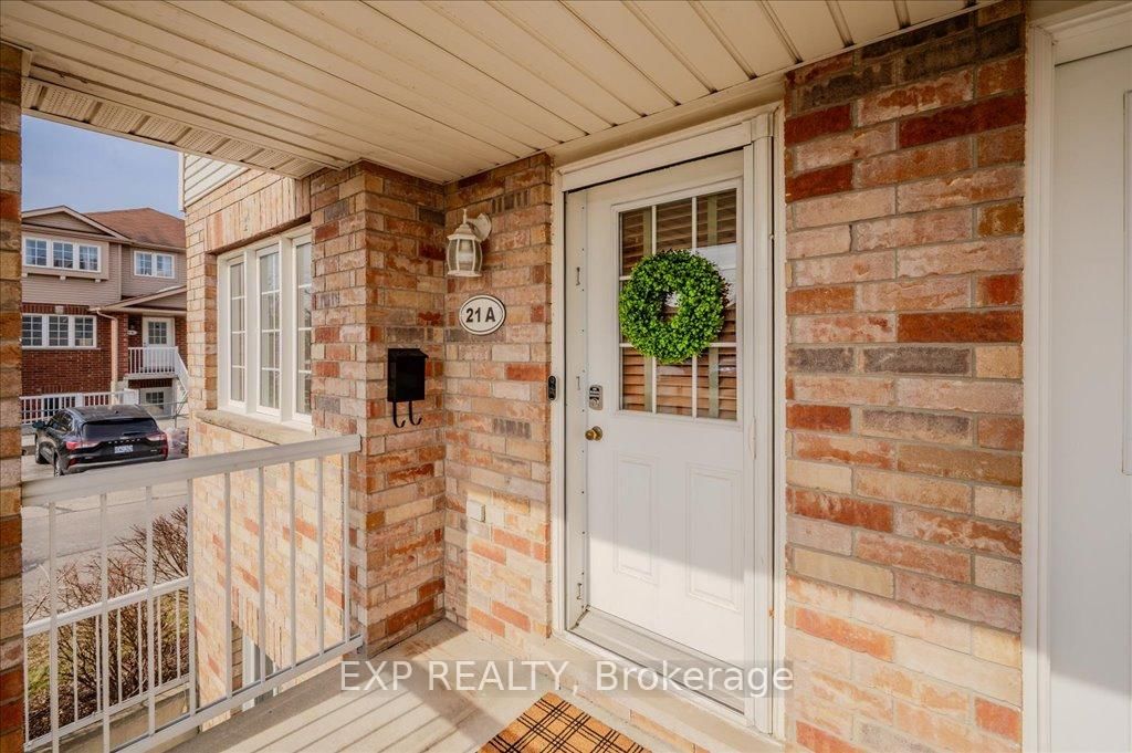 Townhouse for sale at 21A-50 Howe Drive, Kitchener, N2E 0A3 - MLS: X12025570