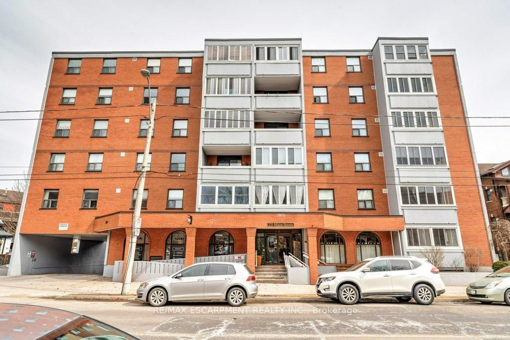 Condo for sale at 207-23 Main Street, Hamilton, Cootes Paradise, L9H 2P7 - MLS: X12025677