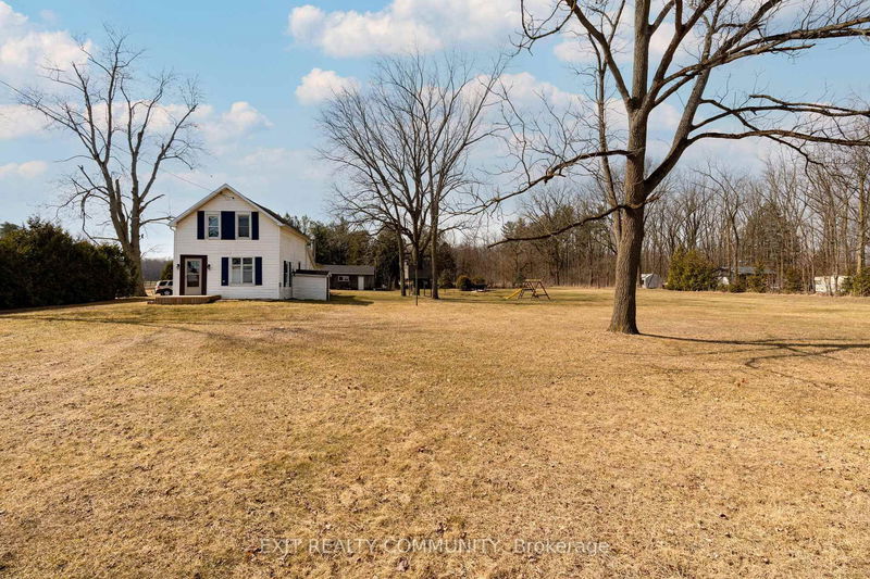 30060 West Bothwell Rd, Chatham-Kent - Bothwell image-0-0