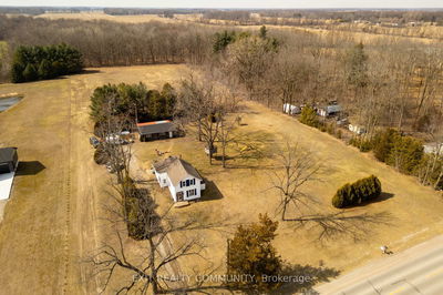 30060 West Bothwell Rd, Chatham-Kent - Bothwell image-0-1
