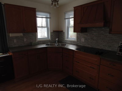 8655 County Rd 10 Rd, Rideau Lakes - Rideau Lakes (North Crosby) Twp image-0-1