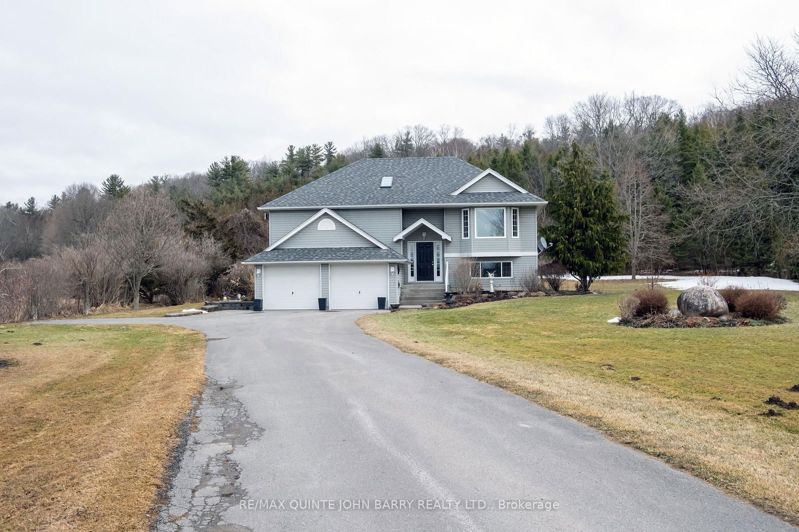 Detached House for sale at 77 Fitzgerald Road, Quinte West, Murray Ward, K8V 0B1 - MLS: X12026197