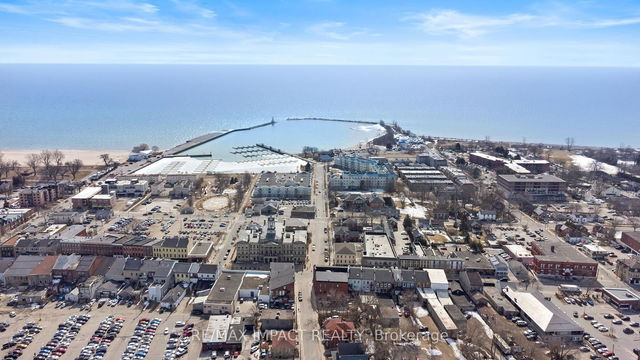 217 - 145 Third Street
