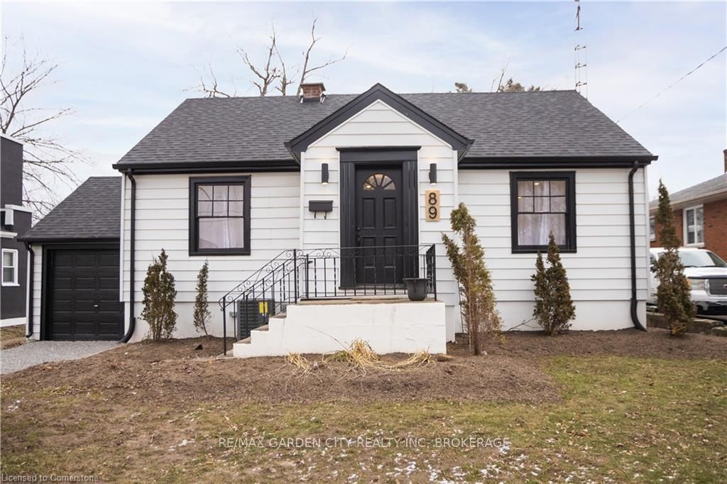 Building at 89 CLARE Avenue, Port Colborne