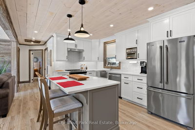 Unit 7 — 1006 YOUNG'S Rd, Muskoka Lakes - Medora image-0-2