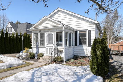 451 Ingersoll Ave, Woodstock - North image-0-2