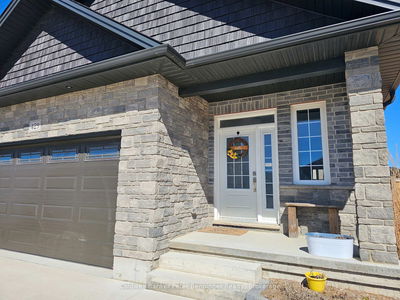 429 Walker Cres, Saugeen Shores - Saugeen Shores image-0-2