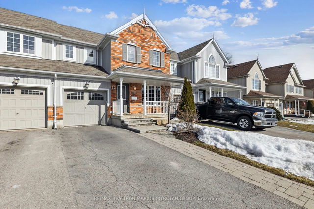 22 Fallingbrook Crescent