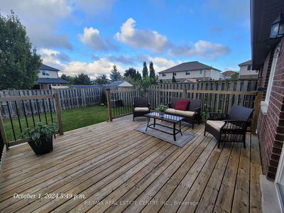 160 Brenneman Dr, Wilmot -  image-0-2