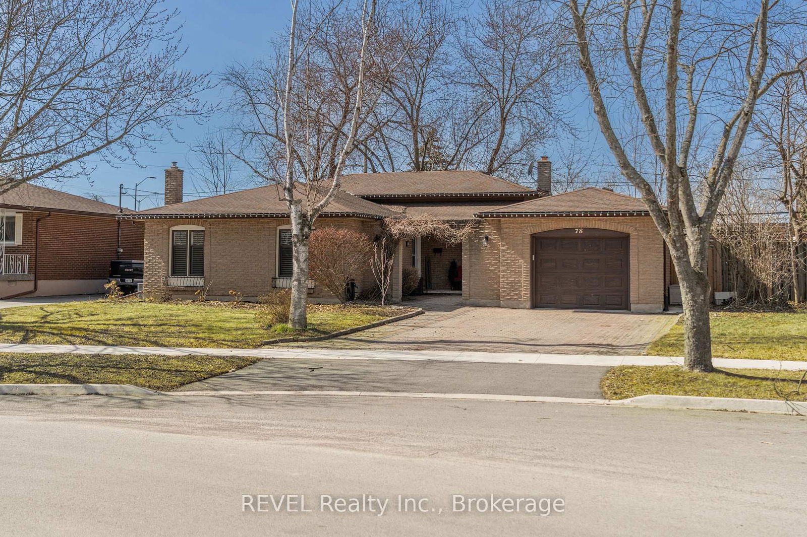 Building at 78 Macoomb Drive, Welland, N. Welland