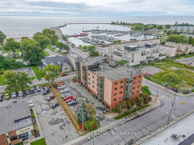 401 - 1 Queen Street