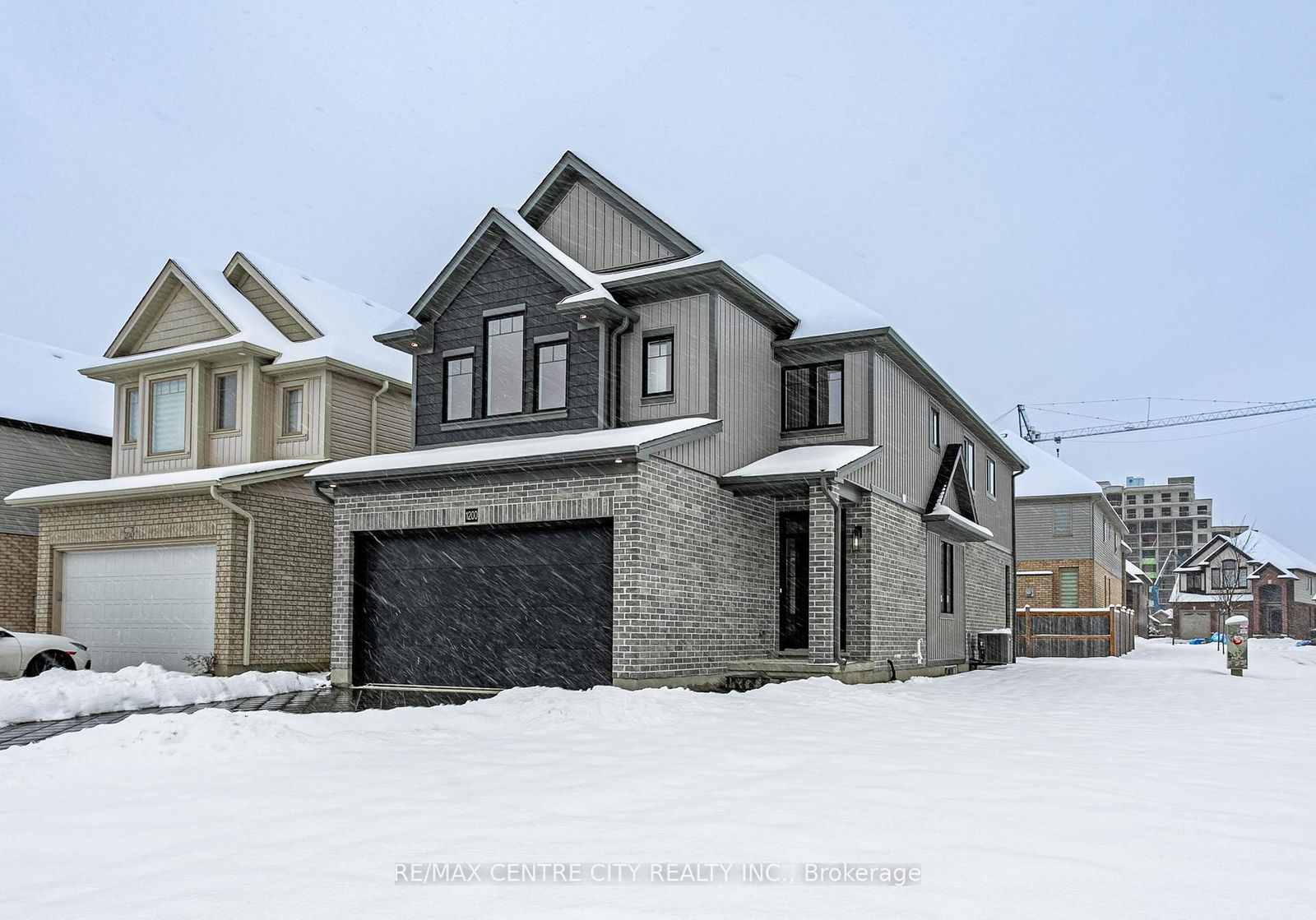 Detached House for sale at 1200 Emma Chase Drive, London, North I, N6G 5S1 - MLS: X12027826