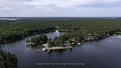 22 A30 & A28 Island, The Archipelago - Archipelago North image-0-3