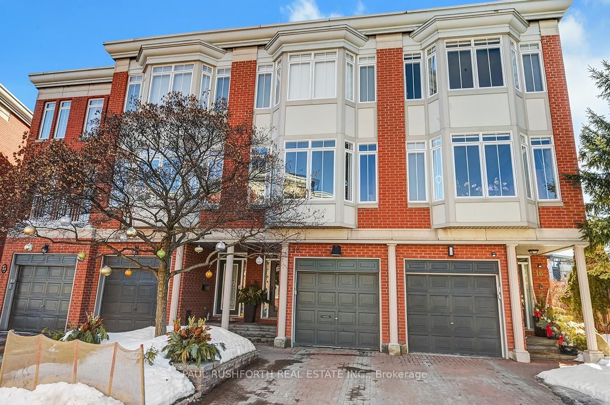 Townhouse sold at 18 Kings Landing N/A, Ottawa, Ottawa East, K1S 5P8 - MLS: X12028002