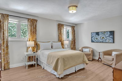 1520 Scollard Cres, Peterborough East - 4 North image-0-3
