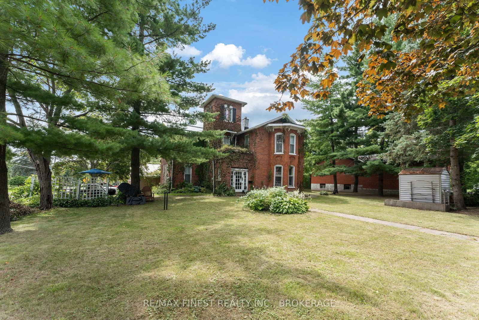 Listing Image 3