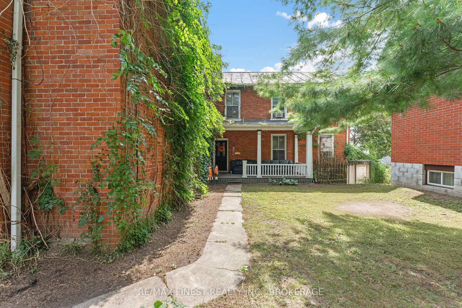 Listing Image 7