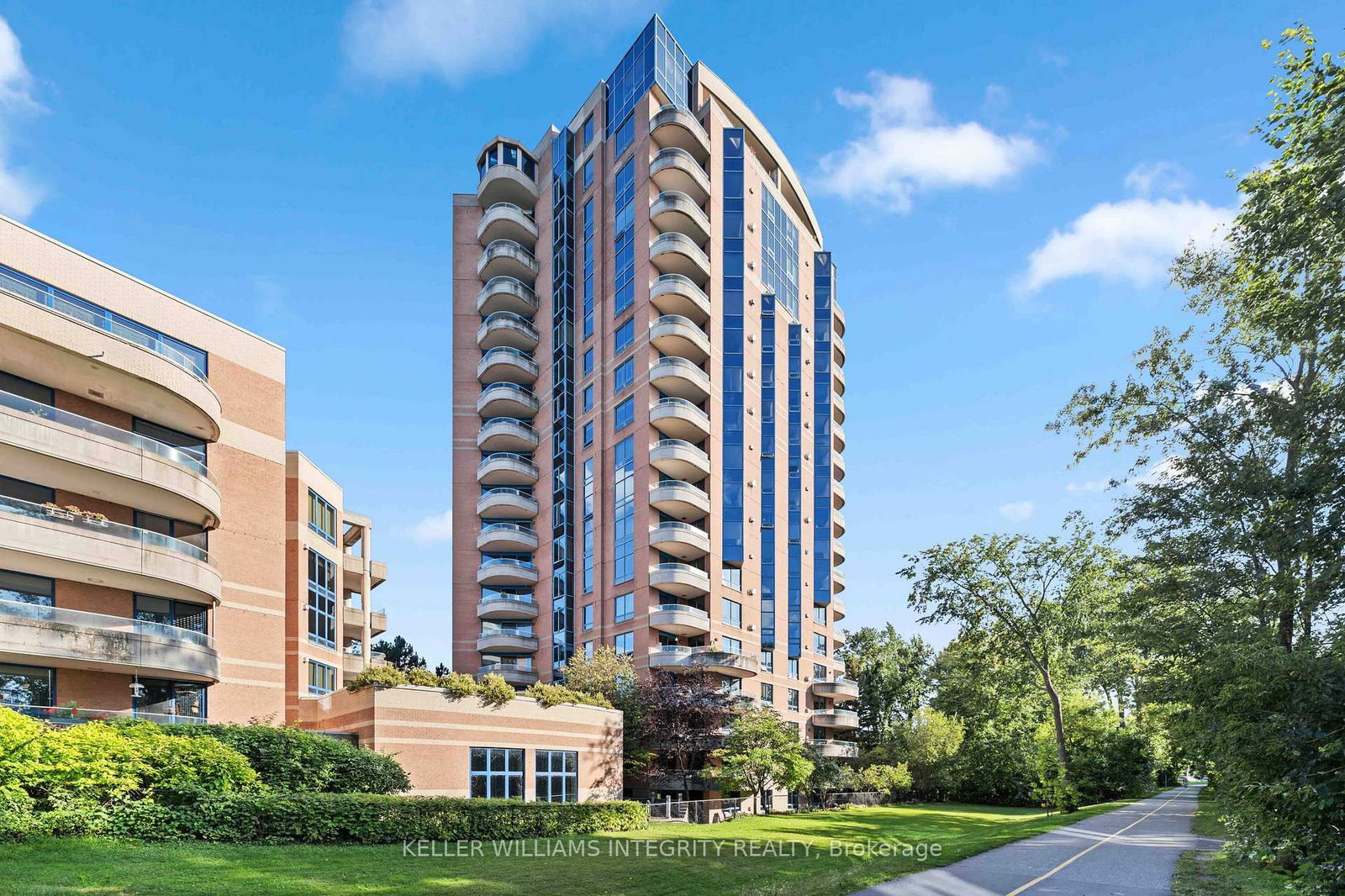 Condo for sale at B-1-3105 CARLING Avenue, Ottawa, Bayshore, K2H 5A6 - MLS: X12028322