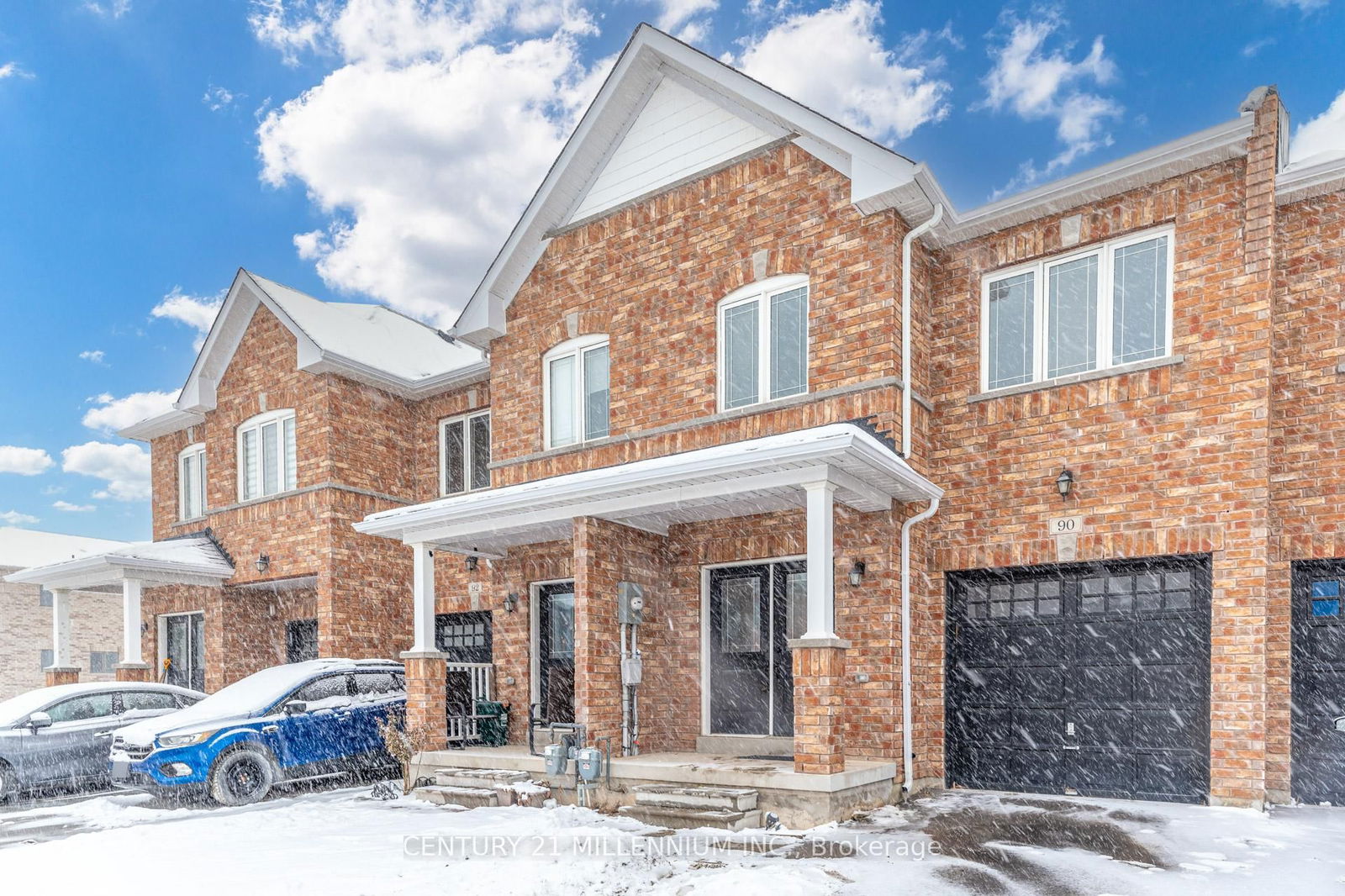 Townhouse for sale at 90 Palace Street, Thorold, Thorold Downtown, L2V 0J6 - MLS: X12028342