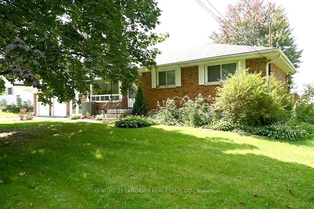 Detached House for sale at 151 Avonlough Road, Belleville, Belleville Ward, K8N 4Z2 - MLS: X12028601