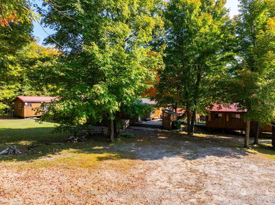 1099 BUNNY TRAIL, Whitestone - Whitestone
